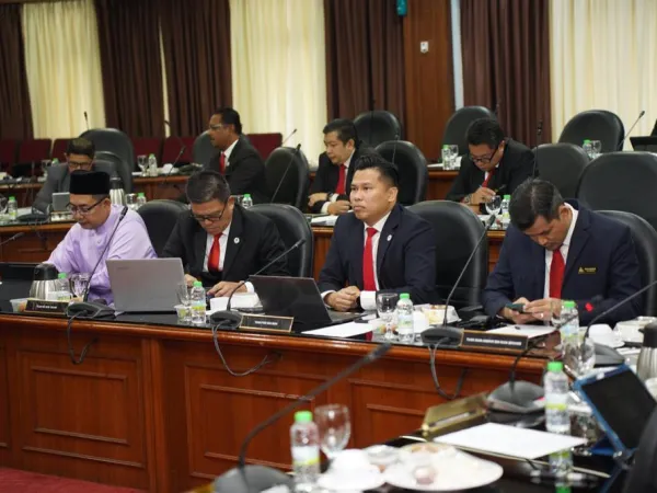 Mesyuarat Majlis Bil. 7/2023