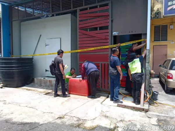 Kilang Sembelihan dan Memproses Ayam Diarah Tutup