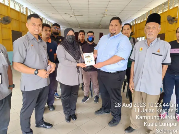 Program Edaran Risalah Kempen Kesedaran Cintai Sungai Kita
