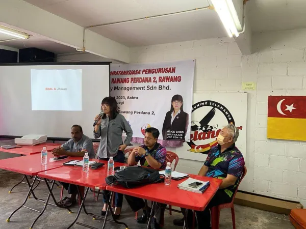 Sesi Penerangan Di Pangsapuri Lily, Taman Rawang Perdana 2