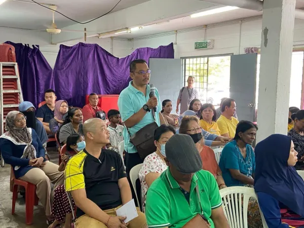 Sesi Penerangan Di Pangsapuri Lily, Taman Rawang Perdana 2