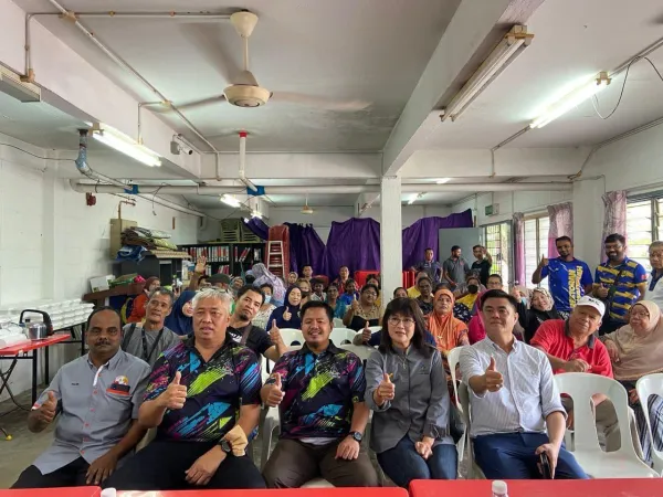 Sesi Penerangan Di Pangsapuri Lily, Taman Rawang Perdana 2