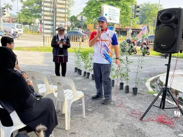 Program Gotong-Royong Gombak Bersih Indah Bersama Ahli Majlis MPS, JKP Zon 3
