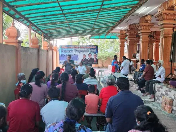 Sumbangan Barang Keperluan Sempena Perayaan Deepavali Oleh Ahli Majlis MPS Zon 18