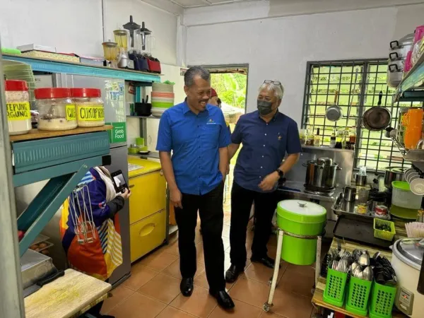 Program Gerai Cantik dan Bersih