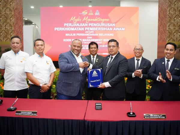MAJLIS SIGN MOU DIANTARA MPS DAN KDEB
