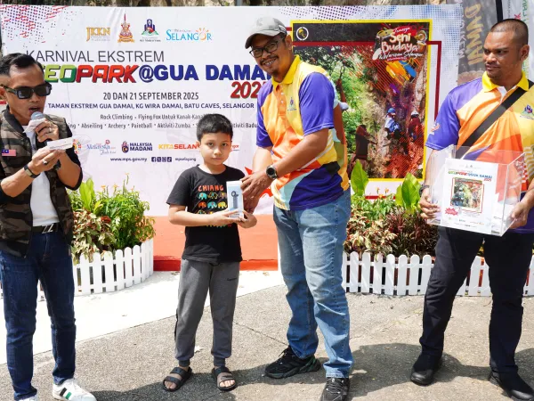 KARNIVAL EKSTREM GUA DAMAI 2025