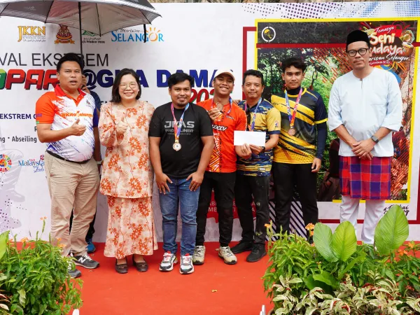 KARNIVAL EKSTREM GUA DAMAI 2025