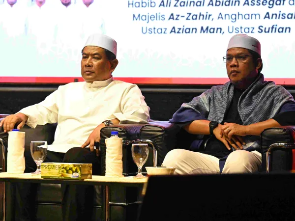 DARUL EHSAN BERSELAWAT