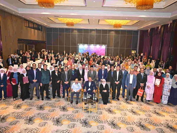 MAJLIS PERASMIAN PENUTUP PERSIDANGAN PENGURUS PENGURUS SUMBER MANUSIA DAN HARI PSIKOLOGI PENTADBIRAN SUK 2025