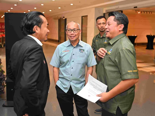 KURSUS ARBORIKULTUR PENJAGAAN KESIHATAN POKOK