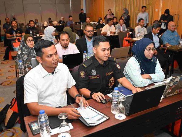 SESI PELANCARAN DAN LATIHAN PENGGUNA SISTEM PENGIUATKUASAAN 360