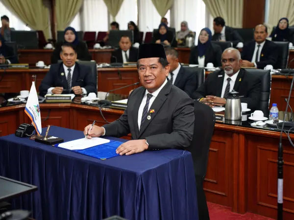 LAFAZ AKUAN TERIMA JAWATAN AHLI MAJLIS PENGGAL 2026-2027