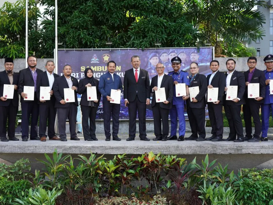 Majlis Penyerahan Watikah Pelantikan Pegawai Pilihan Raya Umum Dewan Negeri Selangor Ke-15