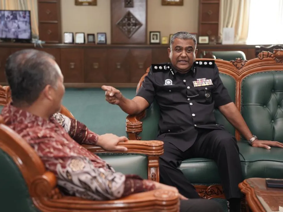 KUNJUNG HORMAT KETUA POLIS IPD GOMBAK KE MPS